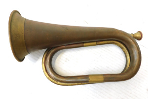 Lot 193 - Vintage Brass & Copper Bugle 28cm L