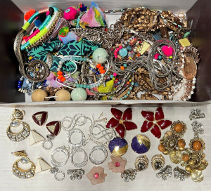 Lot 286 - Box costume jewellery - heaps earrings, necklaces, beads, etc