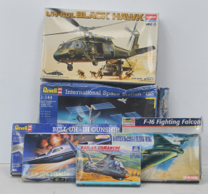 Lot 27 - 7 x Boxed Unmade Plastic Model Planes in Different Scales incl Black Ha