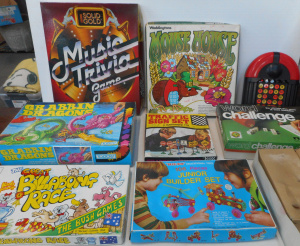 Lot 107 - Group lot vintage Board Games, incl Music Trivia, Mouse house, Toltoys