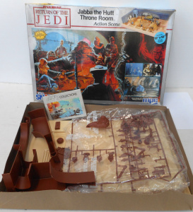 Lot 289 - Vintage Boxed Return of the Jedi Jabba the Hutt Throne Room Model Kit