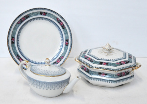 Lot 337 - 3 x pces 1920s fine china - Royal Worcester Crown Ware teapot & K