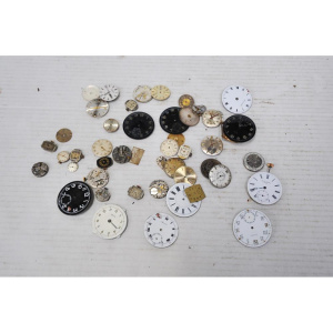 Lot 59 - Group Lot Vintage Watch Faces & Movements - some Seiko, enamelled,