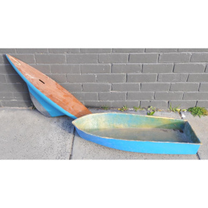 Lot 125 - 2 x Vintage Toy Boats incl Fibreglass Kids Boat & Wooden Pond Yach