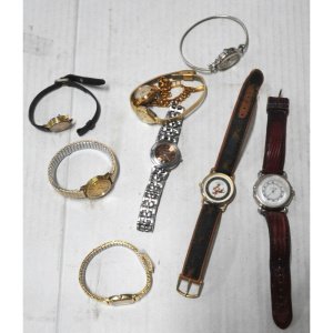 Lot 185 - Group lot vintage Watches incl Cocktail, Bulova, Seiko, Timex, Prexa e
