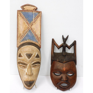 Lot 189 - 2 x carved Wooden Tribal Masks - 1 w natural Ochre decoration - large