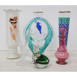 Lot 236 - Group lot - Vintage & Modern Glass - Art Glass Figures, Victorian