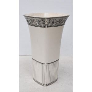 Lot 324 - Modern Wedgwood China Contrasts Lily Vase w Monochrome Design - Approx