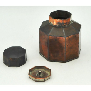Lot 343 - Vintage Victorian Copper Octagonal shaped Tea Caddy - original Interio