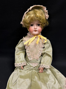 CM Bergmann Waltershausen 1916 Bisque Doll size 5 - composition body, arms, soft