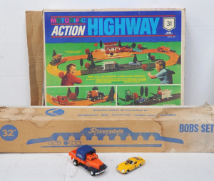 Lot 90 - 2 x vintage Kids toy Sets - Boxed Motorific Hume Highway Number 31 set