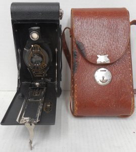 Lot 232 - Autographic 2A Kodak Brownie Folding Camera circa 1920, complete with