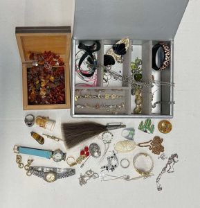 Group - jewellery box costume jewellery, Murano watch, heaps earrings, brooches,