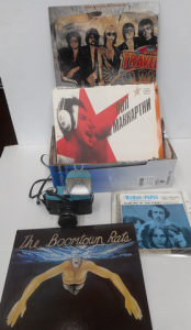 Mixed Box lot, incl Vinyl LP & Single Records (Paul McCartney, Nancy Sinatra