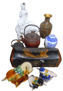 Lot 112 - Group lot Oriental items, incl 2 x Tea Pots - Beaten Brass and Caste M