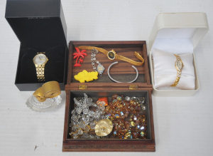 Lot 56 - Group lot - Vintage & Modern Ladies Jewellery - Crystal necklaces,