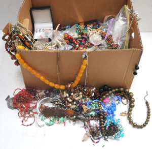 Lot 113 - Large box costume jewellery, loose beads, necklaces, earrings etc