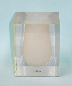 Lot 233 - Jonathan Adler Bel Air Clear Square Scoop Acrylic Vase 18 5cm H