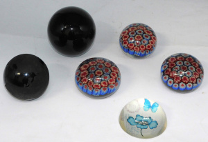 Lot 254 - 6 x Art Glass Paperweights inc 3 x Blue, Red & White Millefiori v