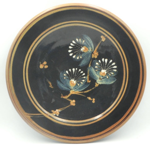 Lot 341 - Les Blakebrough 1970s Australian Pottery Charger - Branch & Blosso