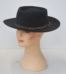 Vintage Black Felt Mens Akubra Hat - Gymkhana Model, size 57, w original Band &a