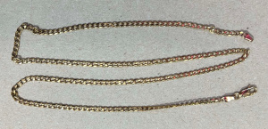 9ct gold flat curb link chain - 52cms L - TW 7 1 grms