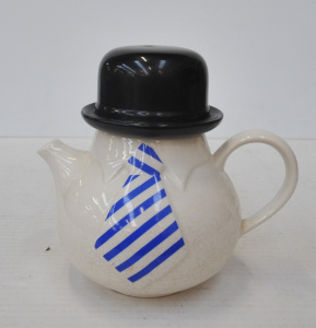 Vintage S Fielding & Co City Gent novelty teapot Blue Stiped tie with black