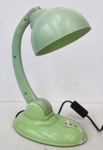 Lot 48 - Vintage 1930s Art Deco Green Bakelite Desk Lamp - made by Duperite, sty