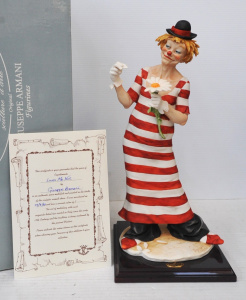 Lot 122 - Vintage Giuseppe Armani Florence Capodimonte Loves Me Not Clown Figure