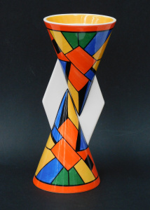 Lot 350 - Wedgwood - Clarice Cliff reproduction Yo Yo Vase - Cubist Pattern 23cm