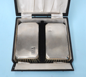 Boxed SSilver Gents toilet Brushes (2) & Comb holder - hmarked Bham 1952 Cro