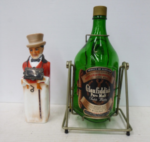 3 x Whisky items inc, Vintage Johnny Walker figural bottle, Glenfiddich Bottle w