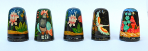 5 x Vintage Russian Lacquer Ware Thimbles - Hand painted - with text to lower bo