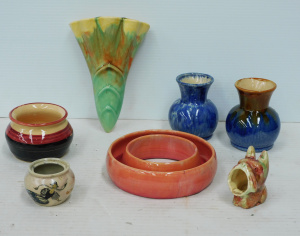 Group lot Vintage Australian pottery inc Avonleigh Vases 10cm, Diana Wall pocket