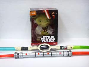 Group Lot Star Wars Items - incl Boxed Talking Yoda Plush Toy, Green & Blue