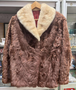 Lot 16 - Vintage Williams of Kew brown Persian lamb Jacket with blonde Mink shaw