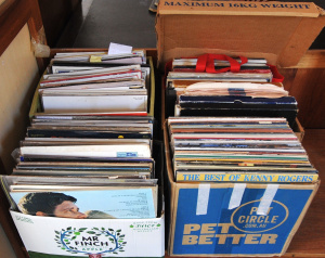 Lot 18 - 4 x Boxes of Vintage Assorted LP Vinyl Records incl Kenny Rogers, Compi