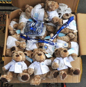 Lot 38 - Box lot of Commemorative Teddy Bears & Medallions for the Melbourne