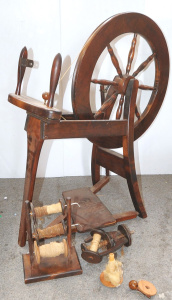 Lot 93 - Vintage Wooden Cottage style pedal operated Spinning Wheel - working, w