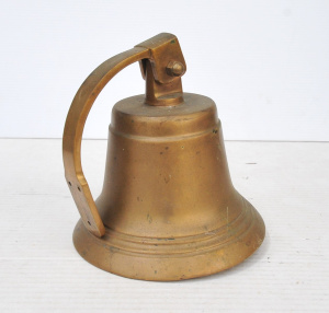 Vintage heavy Brass bell w Mounting Bracket from The Cricketers Arms Hotel Port