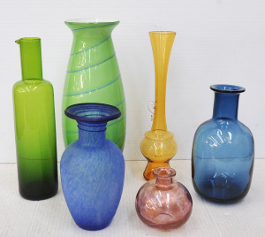 Lot 59 - Group lot - Vintage & Modern Art Glass - Italian Murano Vase w Copp