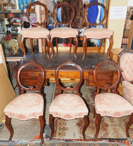 Lot 5 - Set of 6 x c1930s Medallion Back Dining Chairs - Cabriole legs, carved b