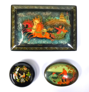 Lot 281 - Vintage Small Russian Hand Painted Lacquerware Trinket Boxes - marks s