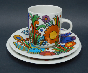 Lot 297 - Mid Century Villeroy & Boch Acapulco Trio