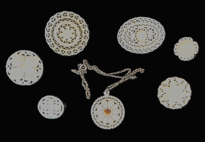 Lot 190 - Group lot vintage carved Mother of Pearl Jewellery inc Brooches &