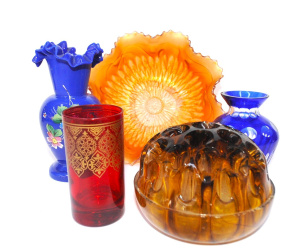 Lot 256 - 5 pces Glass inc Bohemian Cobalt faceted vase, Victorian Blue vase wit