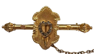 Lot 343 - c1900 18ct ygold Brooch with raised heart set with tiny mine cut diamo