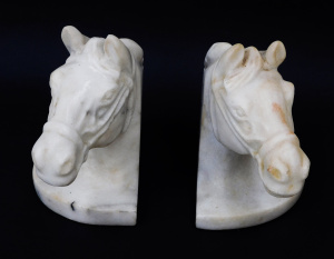 Lot 363 - Pair of Vintage carved Alabaster Horse Head Bookends 18cm H