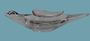 Lot 371 - 1960s Vannes French clear glass Bird bowl 32cm L